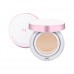 MISSHA M Magic Cushion Strobeam (Pink) – Cushion make-up s lehkou perletí (I5119)